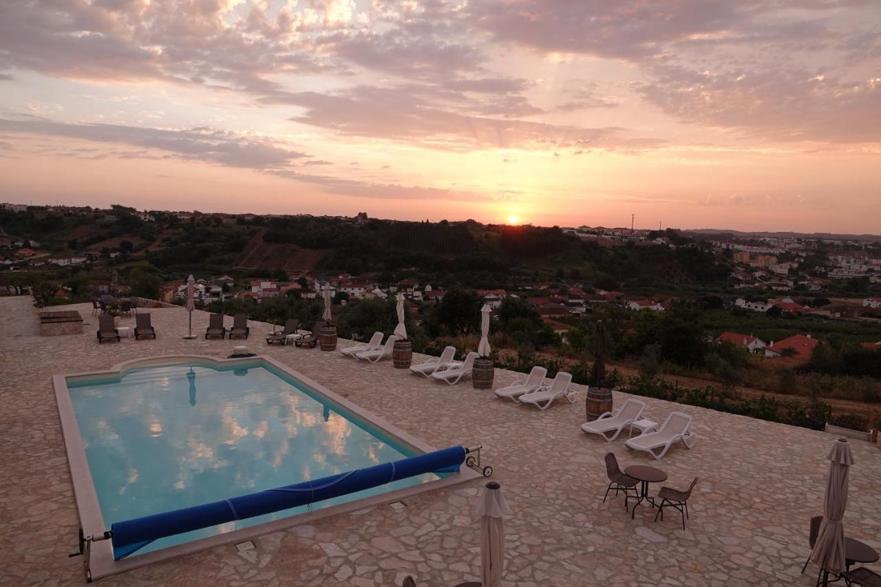 The Olive Hill Guesthouse Баталья Экстерьер фото