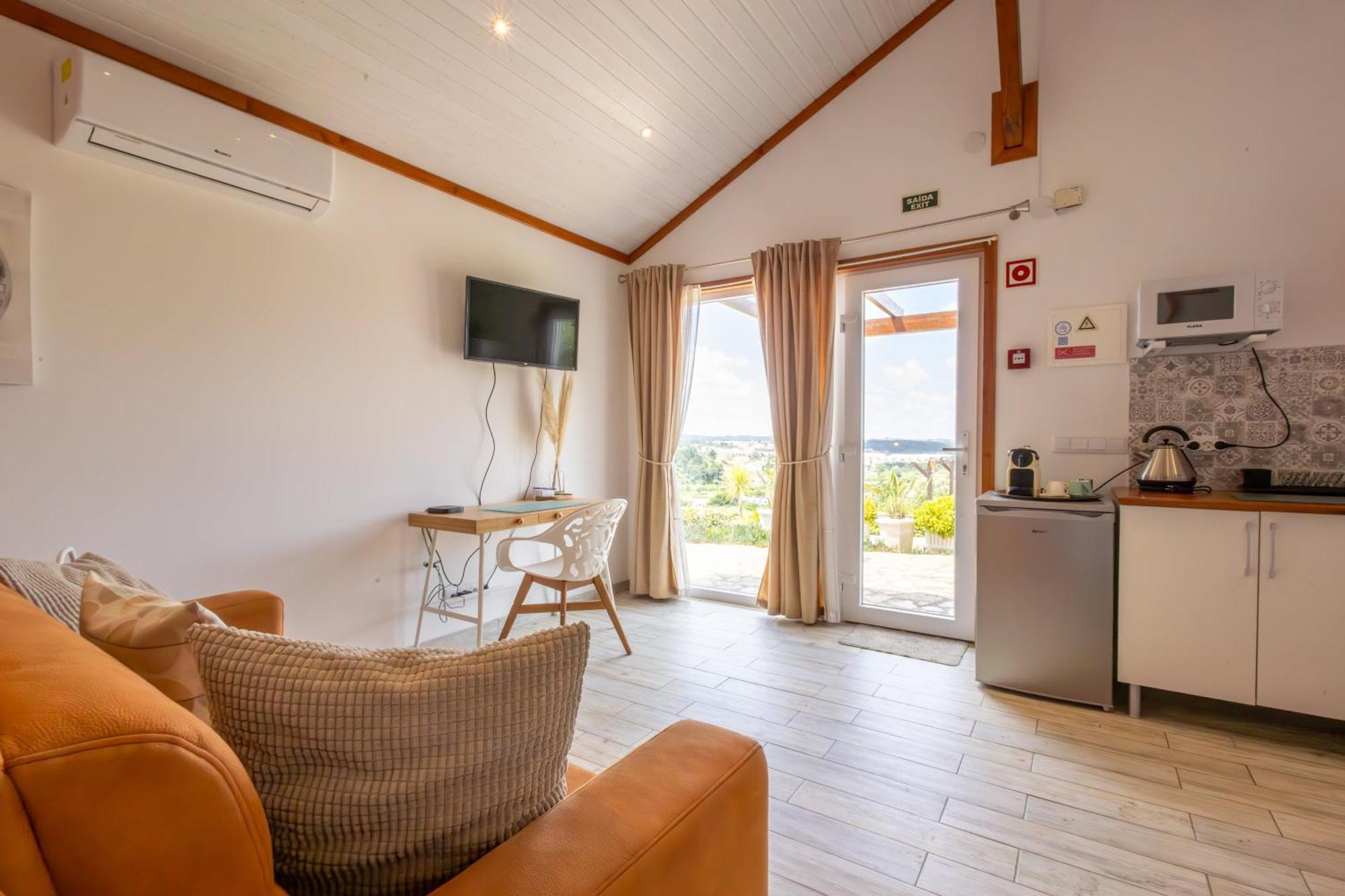 The Olive Hill Guesthouse Баталья Экстерьер фото