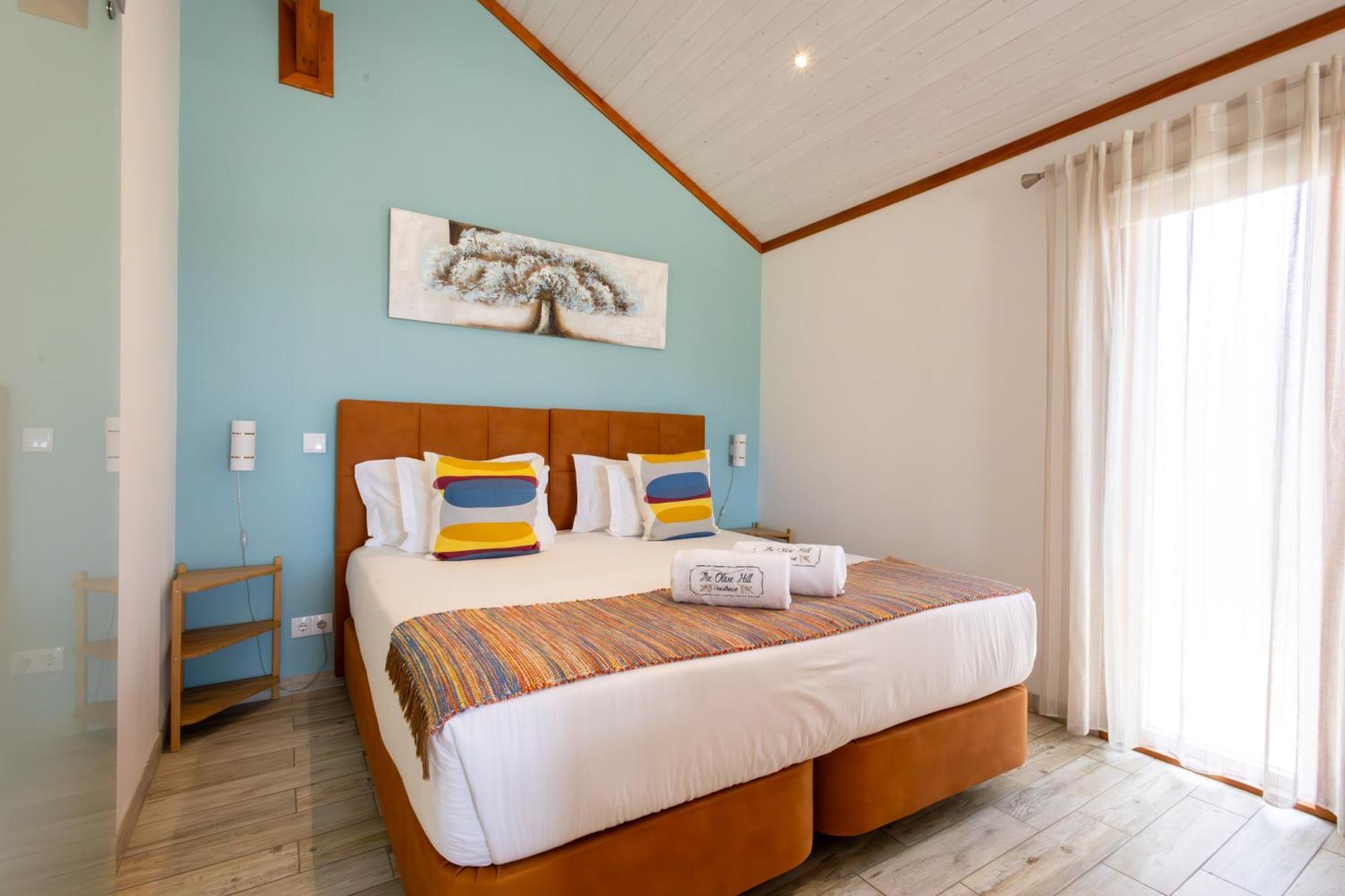 The Olive Hill Guesthouse Баталья Экстерьер фото