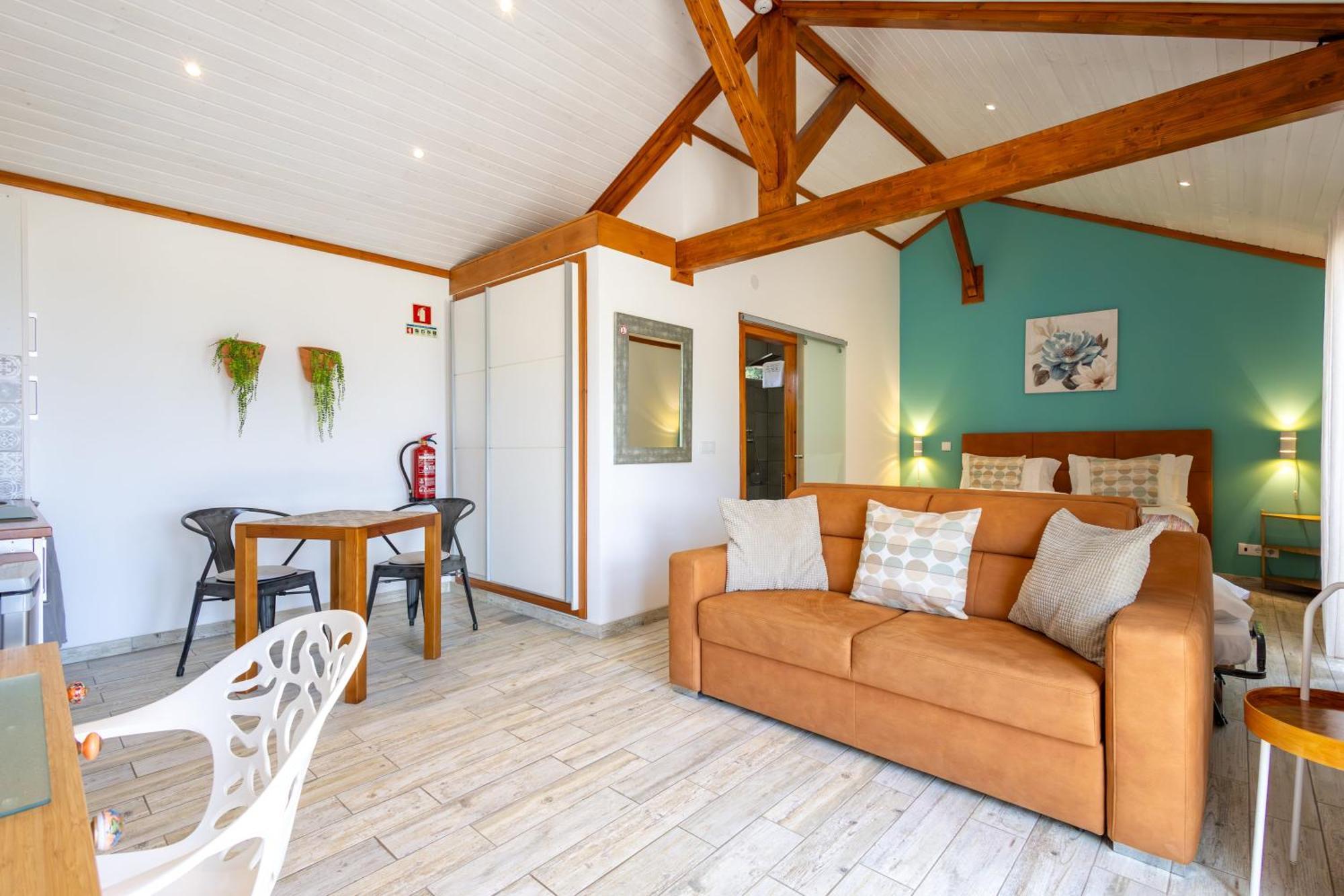 The Olive Hill Guesthouse Баталья Экстерьер фото